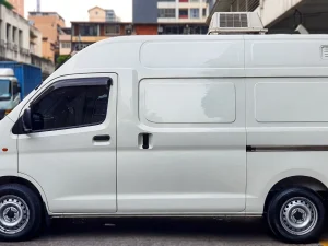 10 SEATER VAN PEKERJA